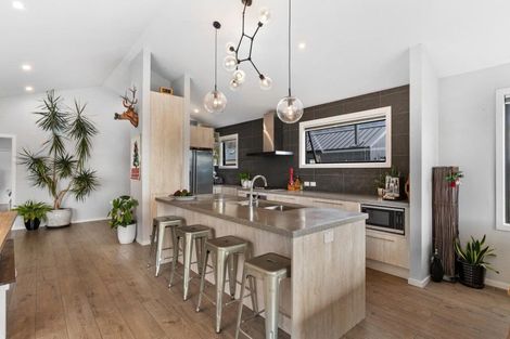 Photo of property in 19 Glenfiddich Road, Jacks Point, Queenstown, 9371