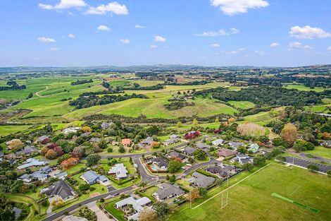 Photo of property in 17 Mahoe Glade, Patumahoe, Pukekohe, 2679