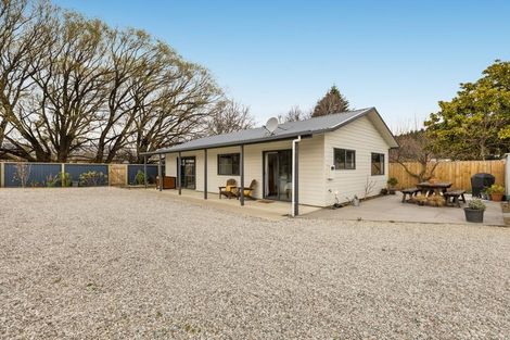 Photo of property in 135 Main Road, Luggate, Cromwell, 9383