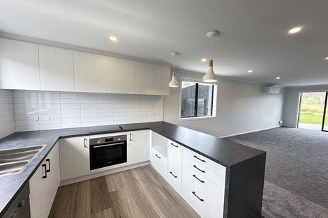 Photo of property in 32 Bee Lane, Whitby, Porirua, 5024