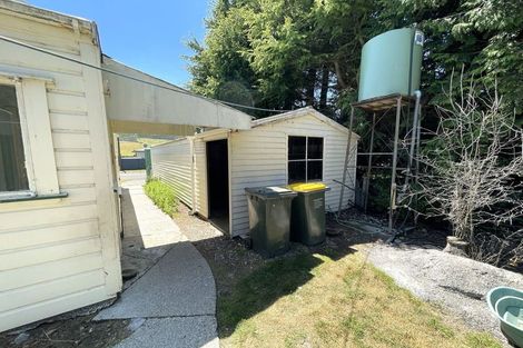 Photo of property in 11 Halsey Street, Clinton, 9534