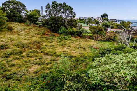 Photo of property in 86 Pioneer Road, Moturoa, New Plymouth, 4310