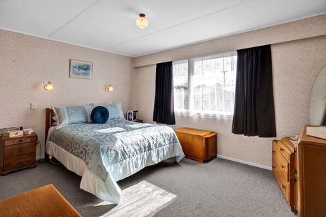 Photo of property in 3 Karaka Street, Hawera, 4610