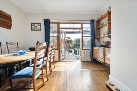 Photo of property in 287 College Street, West End, Palmerston North, 4410