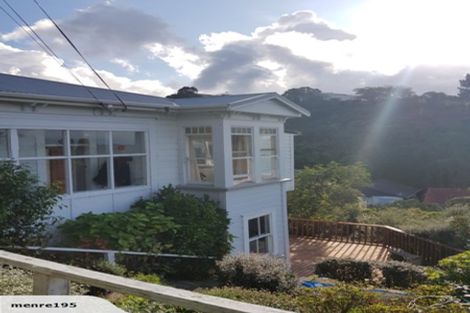 Photo of property in 26 Northland Road, Northland, Wellington, 6012
