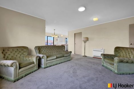 Photo of property in 1/1 Senecio Place, Weymouth, Auckland, 2103