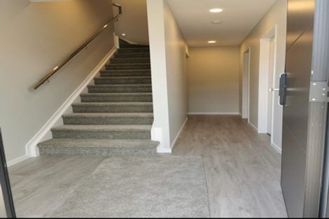 Photo of property in 13a Windermere Crescent, Blockhouse Bay, Auckland, 0600