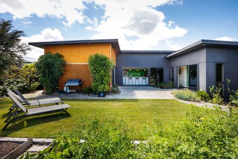 Photo of property in 300 Cambridge Avenue, Ashhurst, 4810