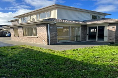 Photo of property in 6a Becroft Drive, Forrest Hill, Auckland, 0620