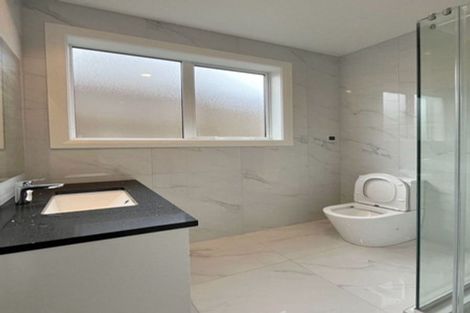 Photo of property in 30 Kenmure Avenue, Forrest Hill, Auckland, 0620