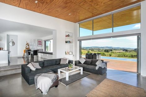 Photo of property in 525 Clevedon Kawakawa Road, Clevedon, 2585