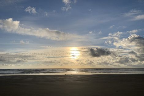 Photo of property in 1 Rope Crescent, Te Kopuru, Dargaville, 0371