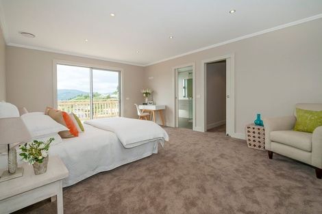 Photo of property in 43 Woodvale Grove, Fairfield, Lower Hutt, 5011