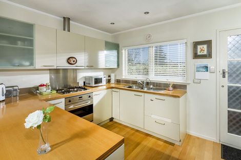 Photo of property in 2/8 Craig Road, Milford, Auckland, 0620