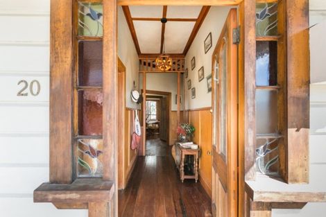 Photo of property in 20 Enfield Road, Hospital Hill, Napier, 4110