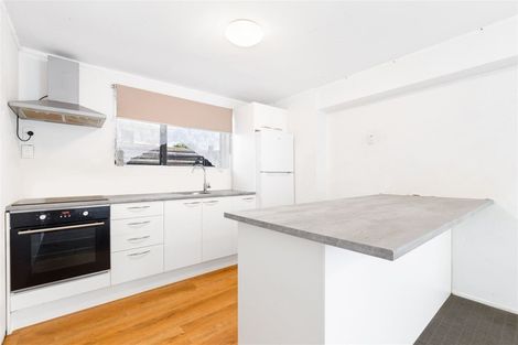 Photo of property in 132 Finlayson Avenue, Clendon Park, Auckland, 2103