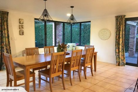 Photo of property in 9 Dallinger Street, St Andrews, Hamilton, 3200