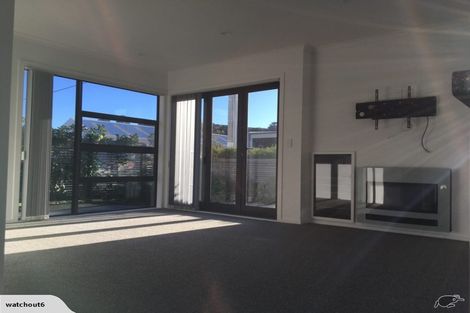 Photo of property in 42a Stone Street, Miramar, Wellington, 6022