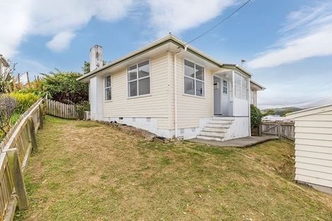 Photo of property in 55 Piko Street, Titahi Bay, Porirua, 5022