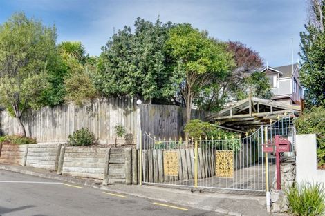 Photo of property in 12 Gladstone Road, Bluff Hill, Napier, 4110
