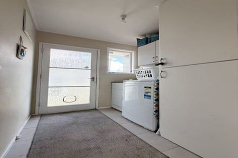 Photo of property in 12 Fiesta Drive, Half Moon Bay, Auckland, 2012