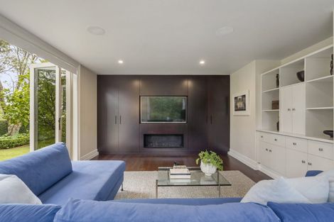 Photo of property in 73 Hinemoa Street, Birkenhead, Auckland, 0626