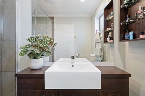 Photo of property in 28 Woodstock Place, Stoke, Nelson, 7011