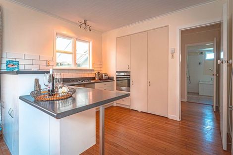 Photo of property in 734 Okahukura Road, Tapora, Wellsford, 0977