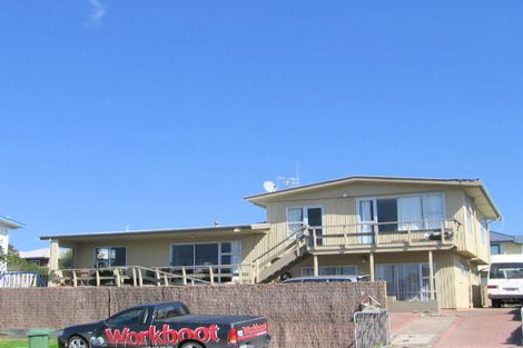 Photo of property in 1182 Papamoa Beach Road, Papamoa Beach, Papamoa, 3118