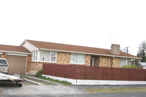 Photo of property in 2 Vesty Avenue, Hillcrest, Hamilton, 3216