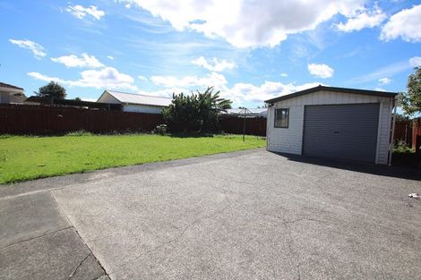 Photo of property in 436 Roscommon Road, Clendon Park, Auckland, 2103