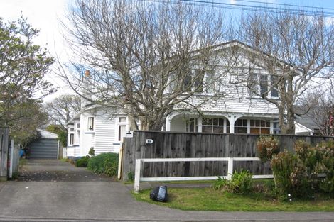 Photo of property in 8 Shortland Street, Lower Vogeltown, New Plymouth, 4310