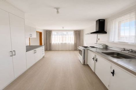 Photo of property in 20 Tensing Place, Sockburn, Christchurch, 8042