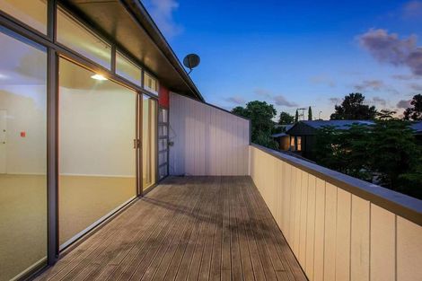 Photo of property in 420/18 Sunnyhaven Avenue, Beach Haven, Auckland, 0626