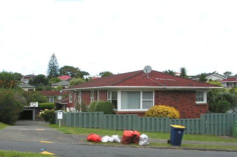 Photo of property in 3/20 Northumberland Avenue, Belmont, Auckland, 0622