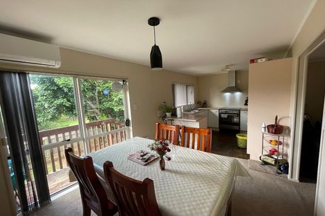 Photo of property in 1/11 Eulogy Place, Randwick Park, Auckland, 2105