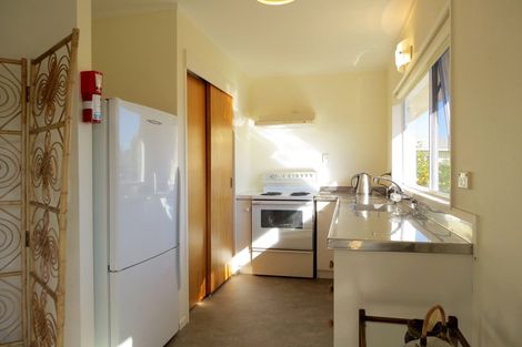 Photo of property in 12 Courthouse Lane, Coromandel, 3506