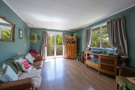 Photo of property in 2 Franklyn Close, Wakefield, 7025