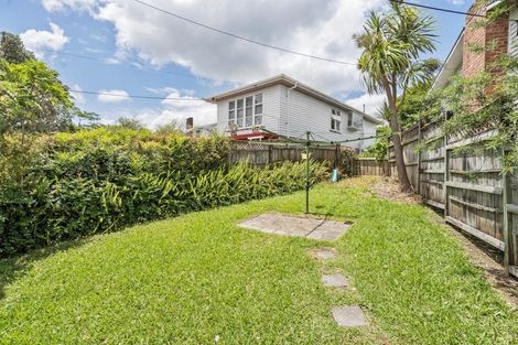 Photo of property in 1/21 Abbotleigh Avenue, Te Atatu Peninsula, Auckland, 0610