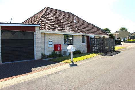 Photo of property in Regency Park, 33/3a Brent Road, Owhata, Rotorua, 3010