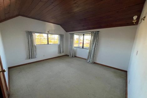 Photo of property in 928a Whangaparaoa Road, Manly, Whangaparaoa, 0930