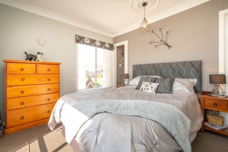 Photo of property in 26 Pembroke Street, Avondale, Christchurch, 8061