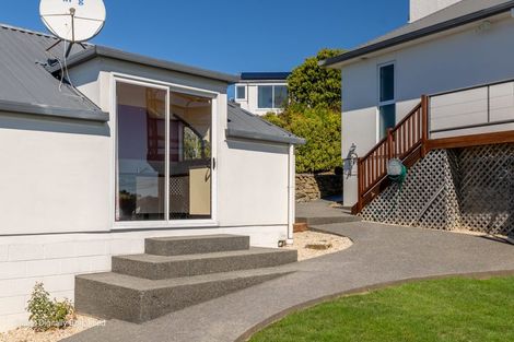 Photo of property in 12 Belleview Terrace, Mount Pleasant, Christchurch, 8081