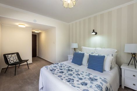 Photo of property in 2/22 Middle Road, Havelock North, 4130