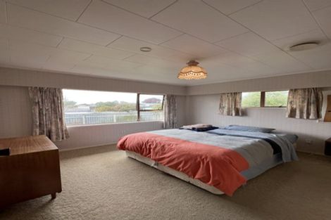 Photo of property in 30 Gold Street, Waitara, 4320