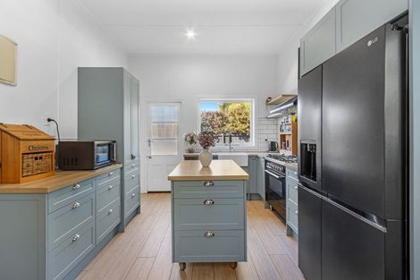 Photo of property in 152 Lincoln Road, Addington, Christchurch, 8024