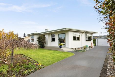 Photo of property in 6 Laurent Place, Greenmeadows, Napier, 4112