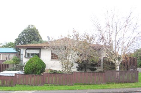 Photo of property in 2/53 Pigeon Mountain Road, Half Moon Bay, Auckland, 2012