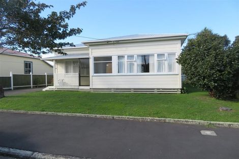 Photo of property in 18 Fitzherbert Street, Alicetown, Lower Hutt, 5010