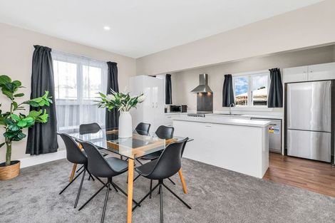 Photo of property in 15 Fulham Street, Islington, Christchurch, 8042